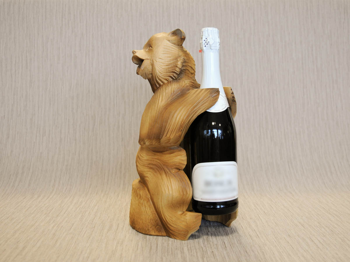 Медведь под шампанское